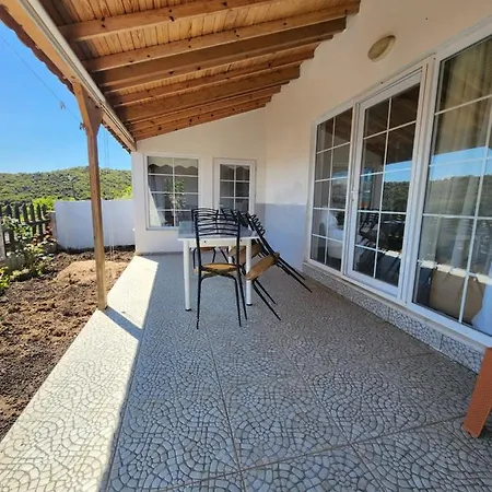 Kahraman Apart Holiday home Gokceada